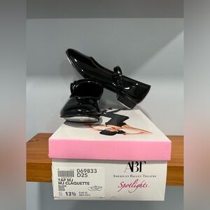 ABT NWT NIB American Ballet Theatre Black Buckle Tap Shoes Girl’s Size 13.5